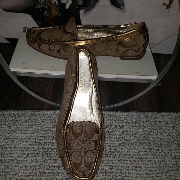 Coach Sheela Driving Loafers Sz 7 - Picture 1 of 6